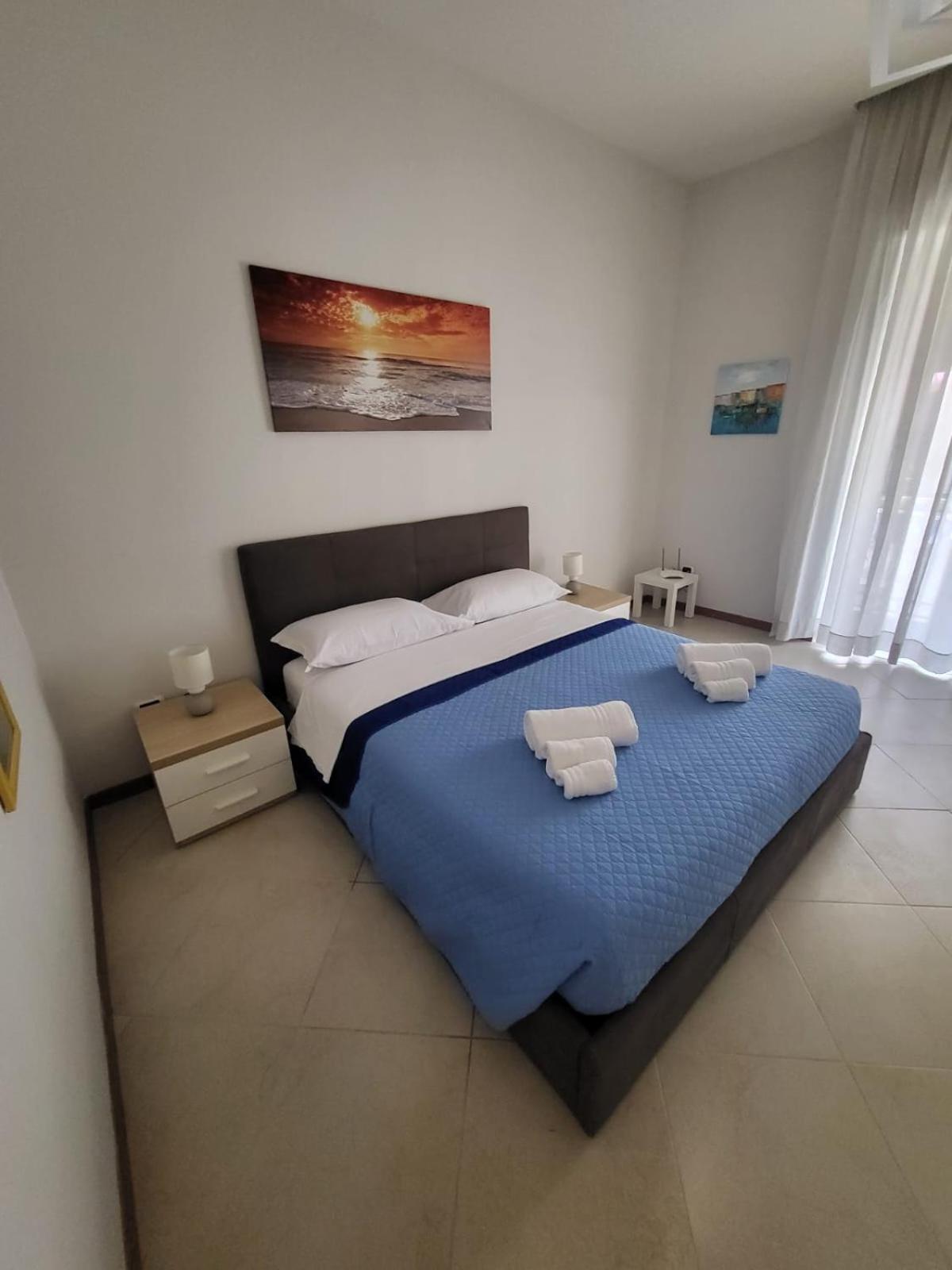 Appartamenti Le Gemme Napoli Esterno foto